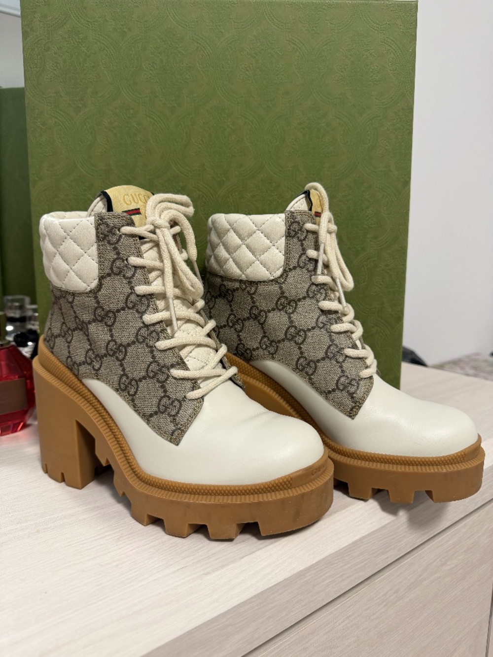 Gucci Women's GG Ankle Boots Beige/White Size 34